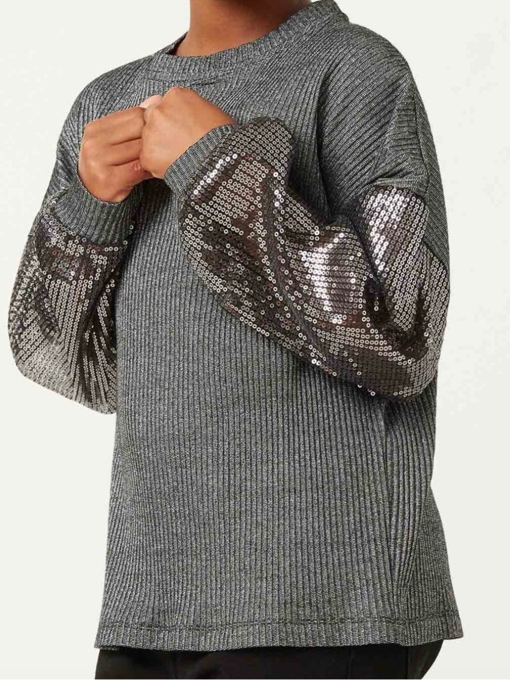 Hayden girls-NWT Gray Sequin Sleeve Ribbed Knit top 
Size kids M